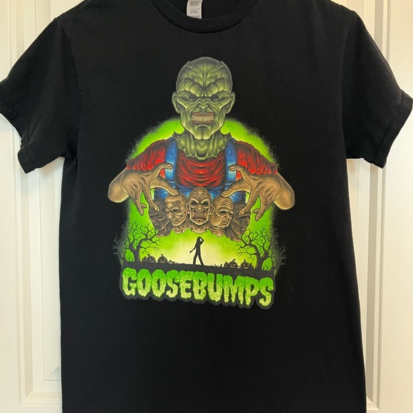 Goosebumps Haunted Mask Tee Shirt - Picture 1 of 4